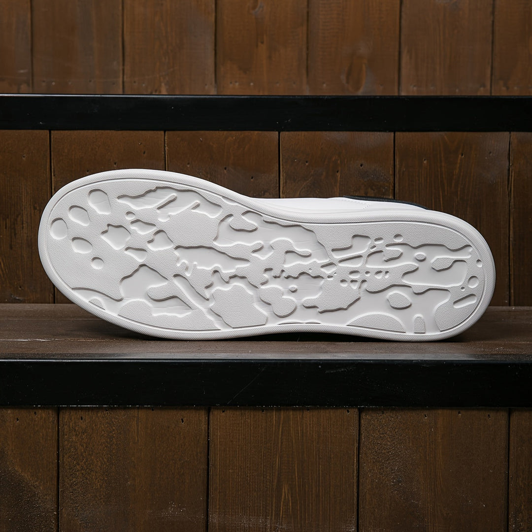 Weiße Ledersneaker – Minimalistischer Klassiker für jeden Tag