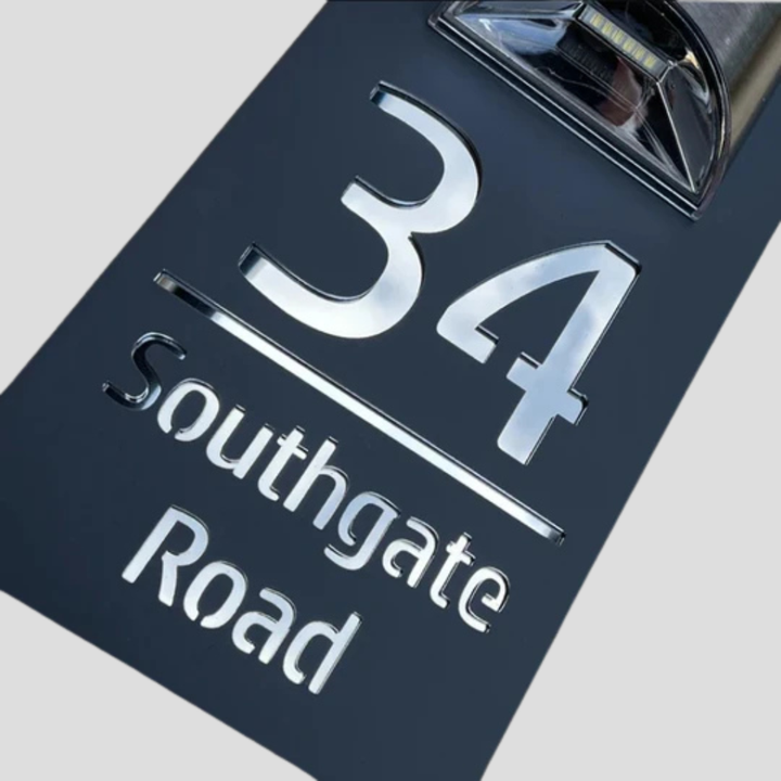 Solar-Hausnummernschild