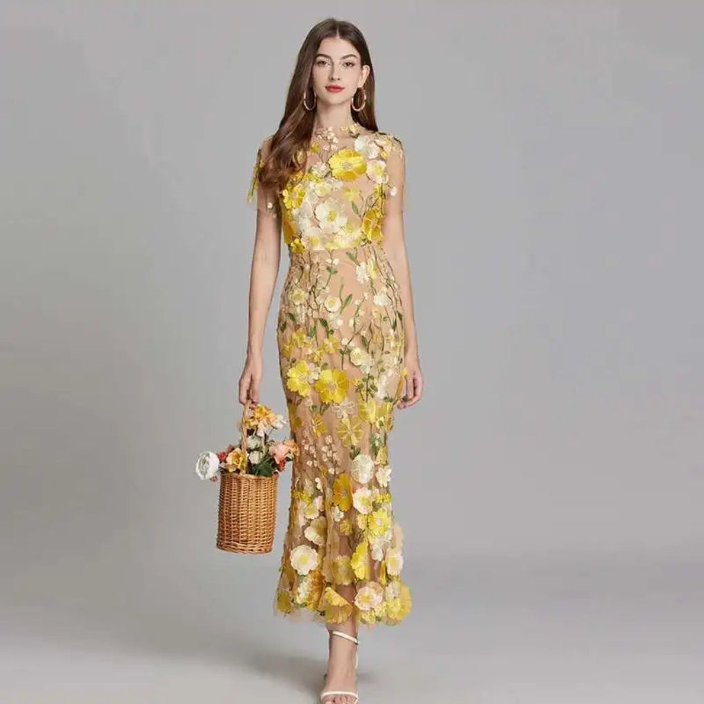 Sommerliches Ballkleid aus bestickter Spitze für Damen