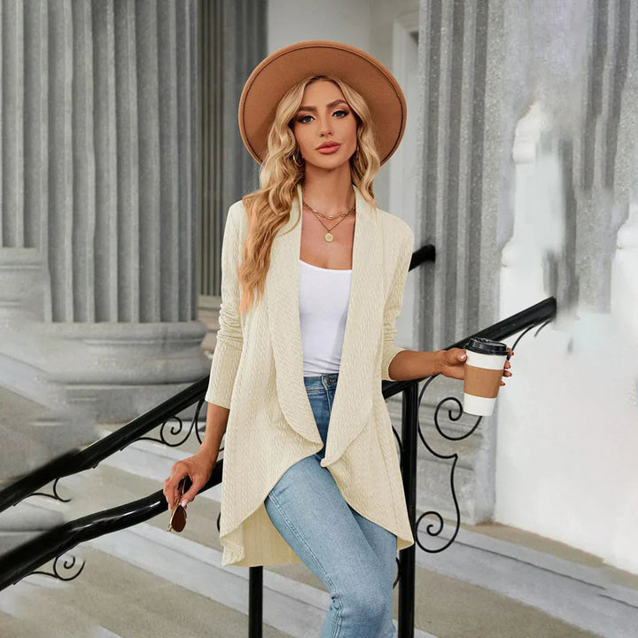 Stylish Women's Cardigan for the Autumn Season