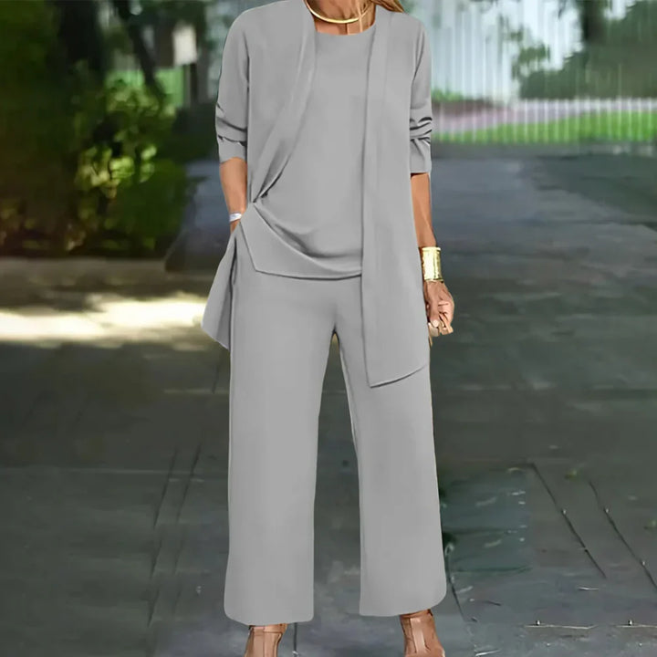 Eleganter dreiteiliger Hosenanzug für Damen