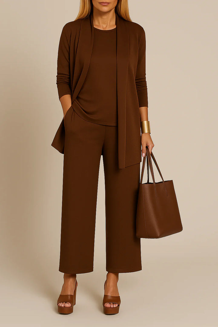 Stilvoller und raffinierter 3-teiliger Anzug