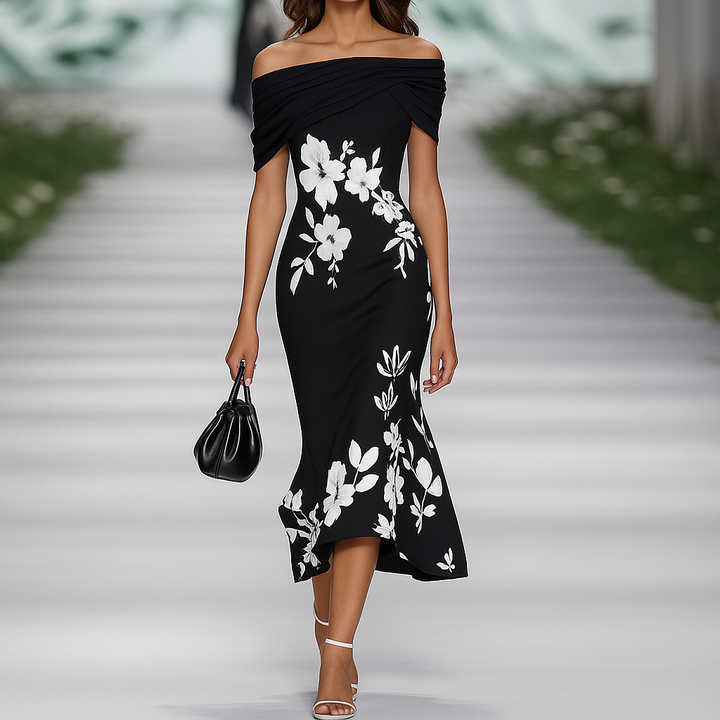 Schulterfreies, drapiertes Blumenkleid