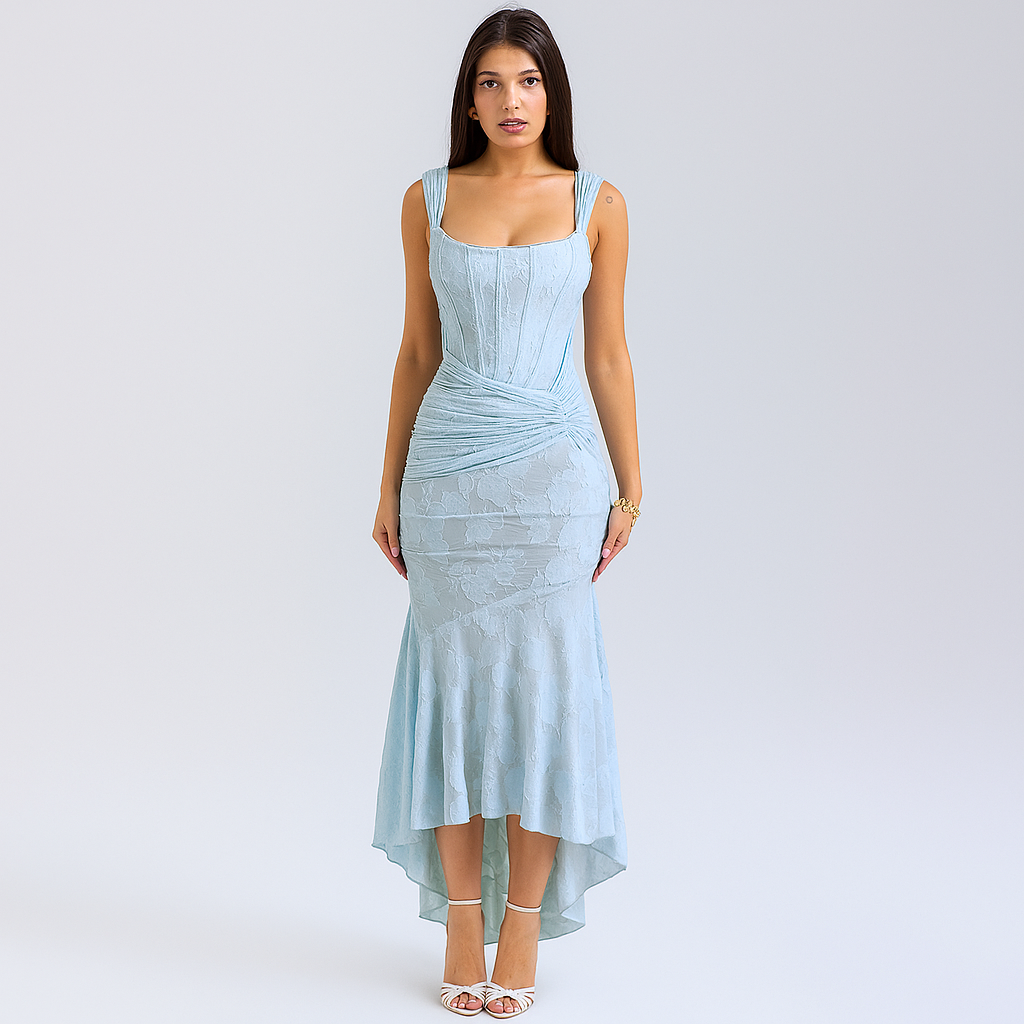 Abendkleid im Meerjungfrauen-Stil aus Satin mit geraffter Taille