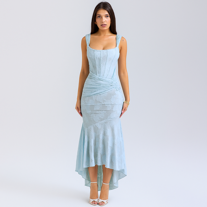 Abendkleid im Meerjungfrauen-Stil aus Satin mit geraffter Taille