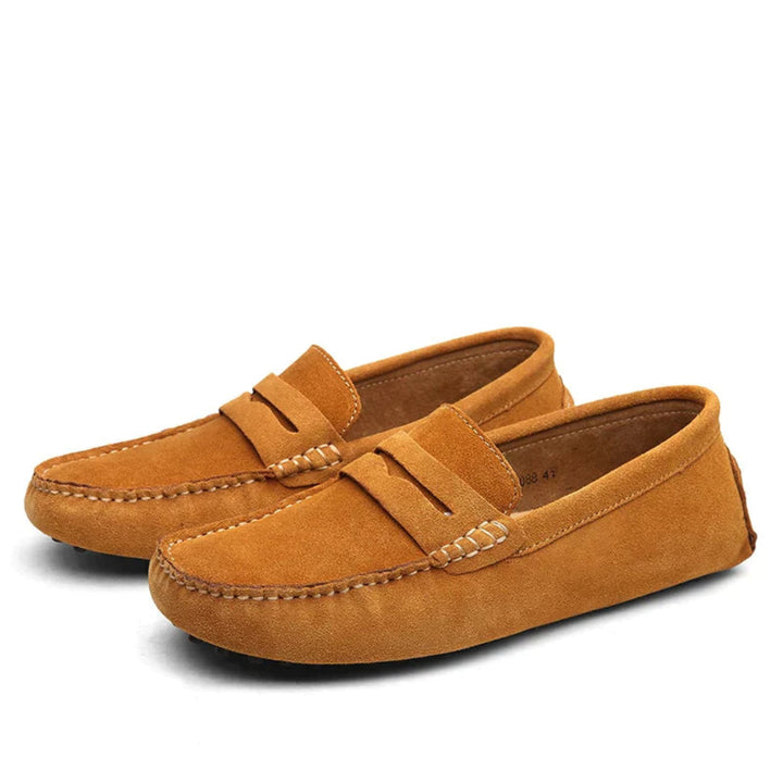 Loafer aus Wildleder im italienischen Stil