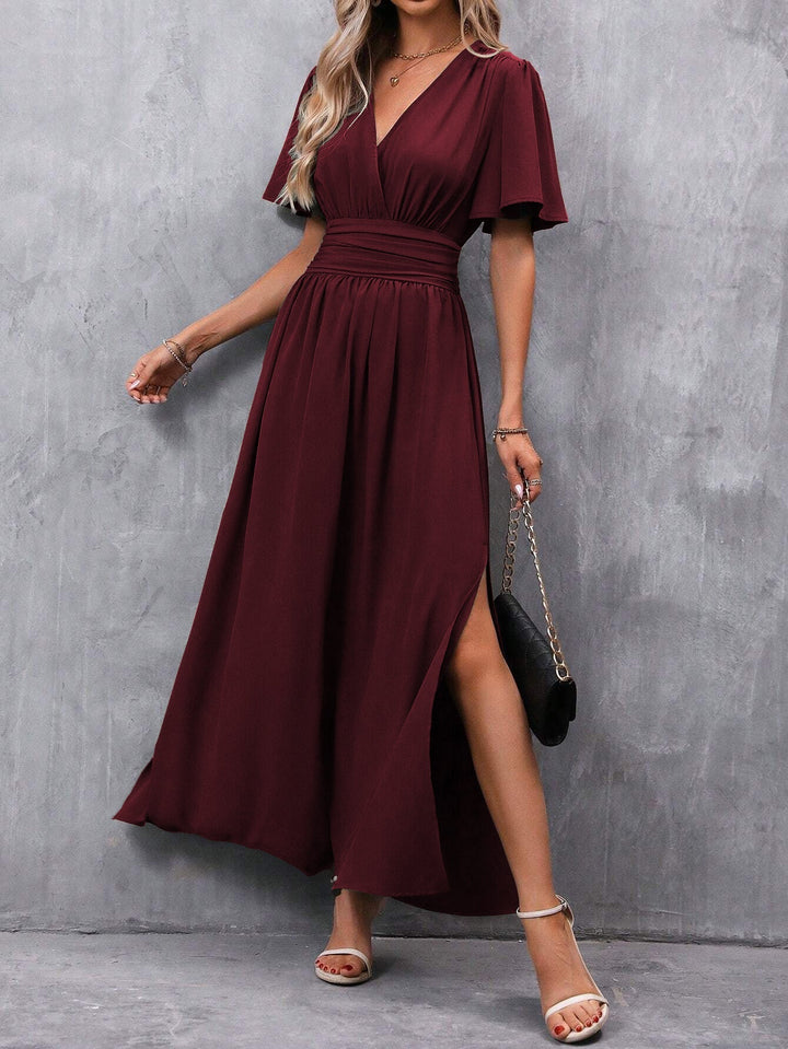 Maxikleid mit V-Ausschnitt