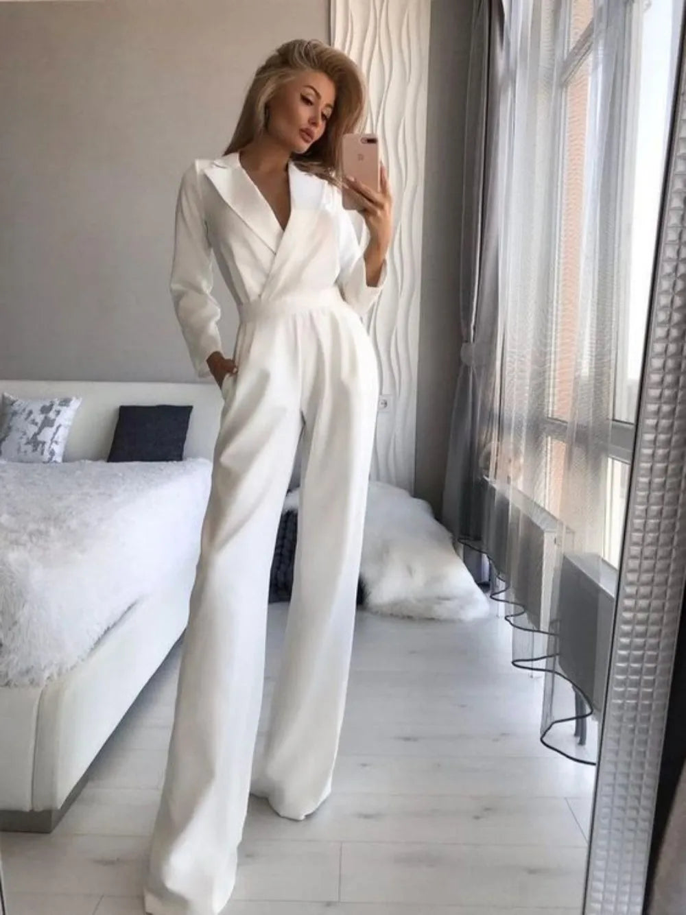 Jumpsuit mit langen Ärmeln