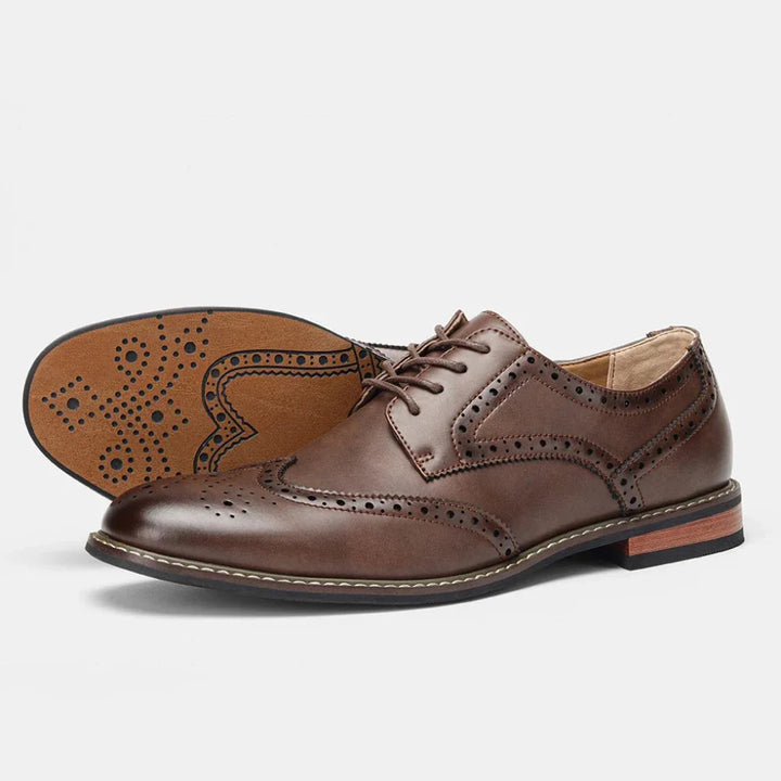 Brogue-Oxford-Schnürschuhe aus Leder mit Flügelkappe