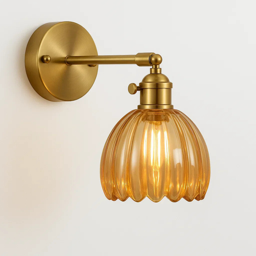 Retro-Wandleuchte – Glas-Tulpen-Design für elegante Beleuchtung