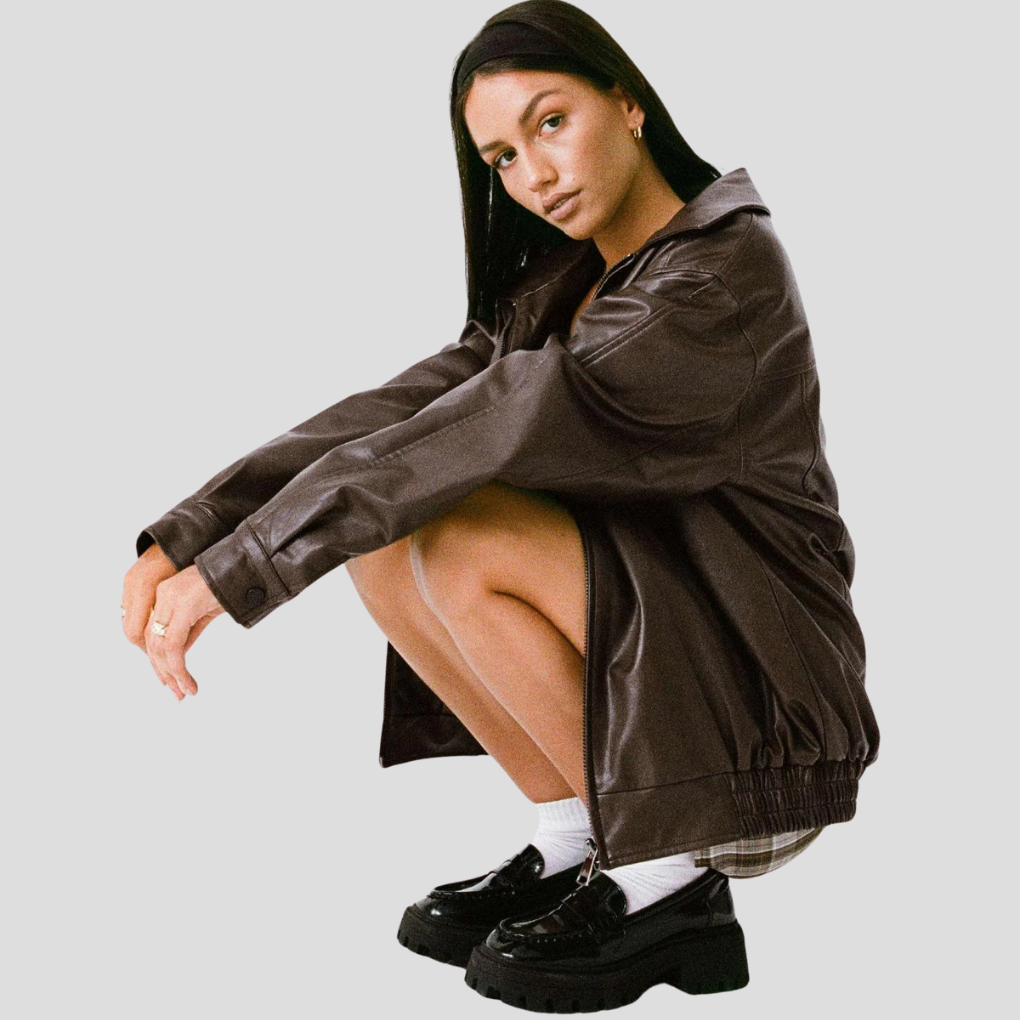 Lockere Damenjacke – Entspanntes Layering mit Kante