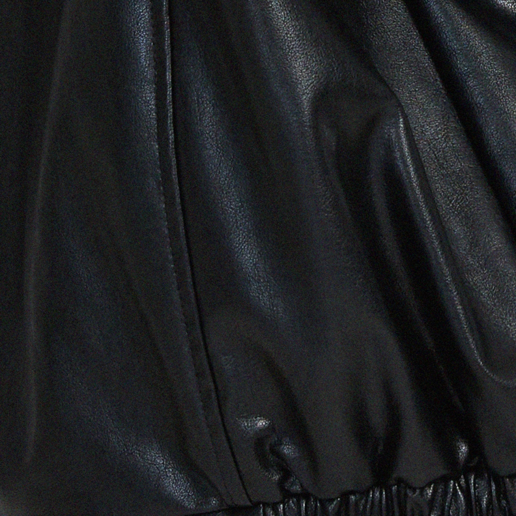 Lockere Damenjacke – Entspanntes Layering mit Kante