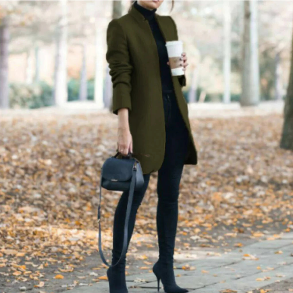 Vinterjakke med stående krage for kvinner – elegant ytterplagg med klassisk varme