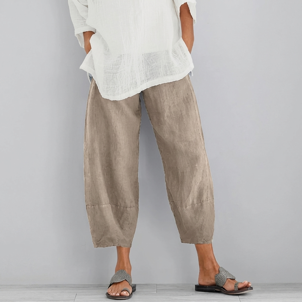 Elegante Satinhose mit weitem Bein