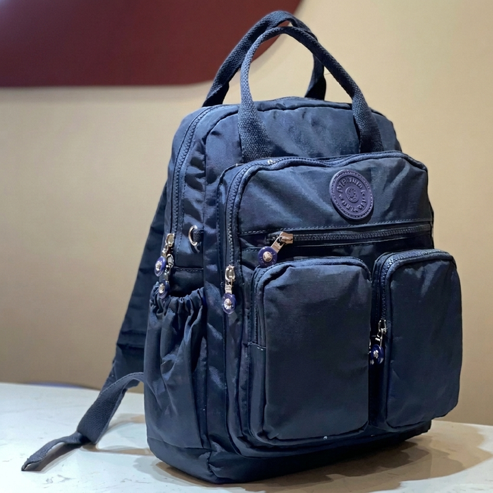 Rucksack mit mehreren Taschen